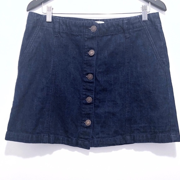 FOREVER 21 Denim Skirt - Picture 2 of 6